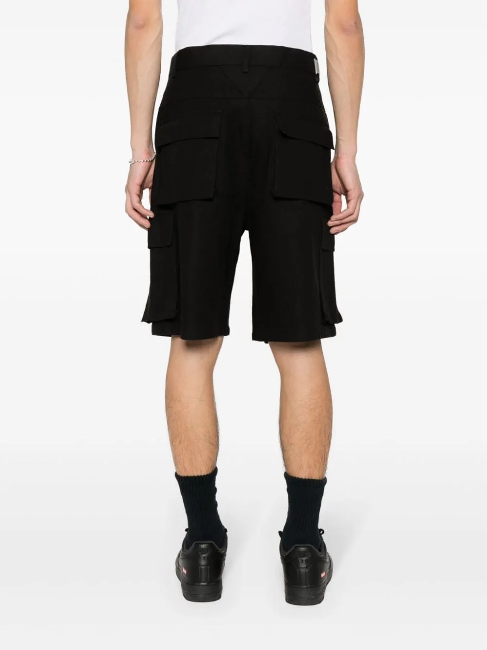 Bermuda con tasche in nero - uomo