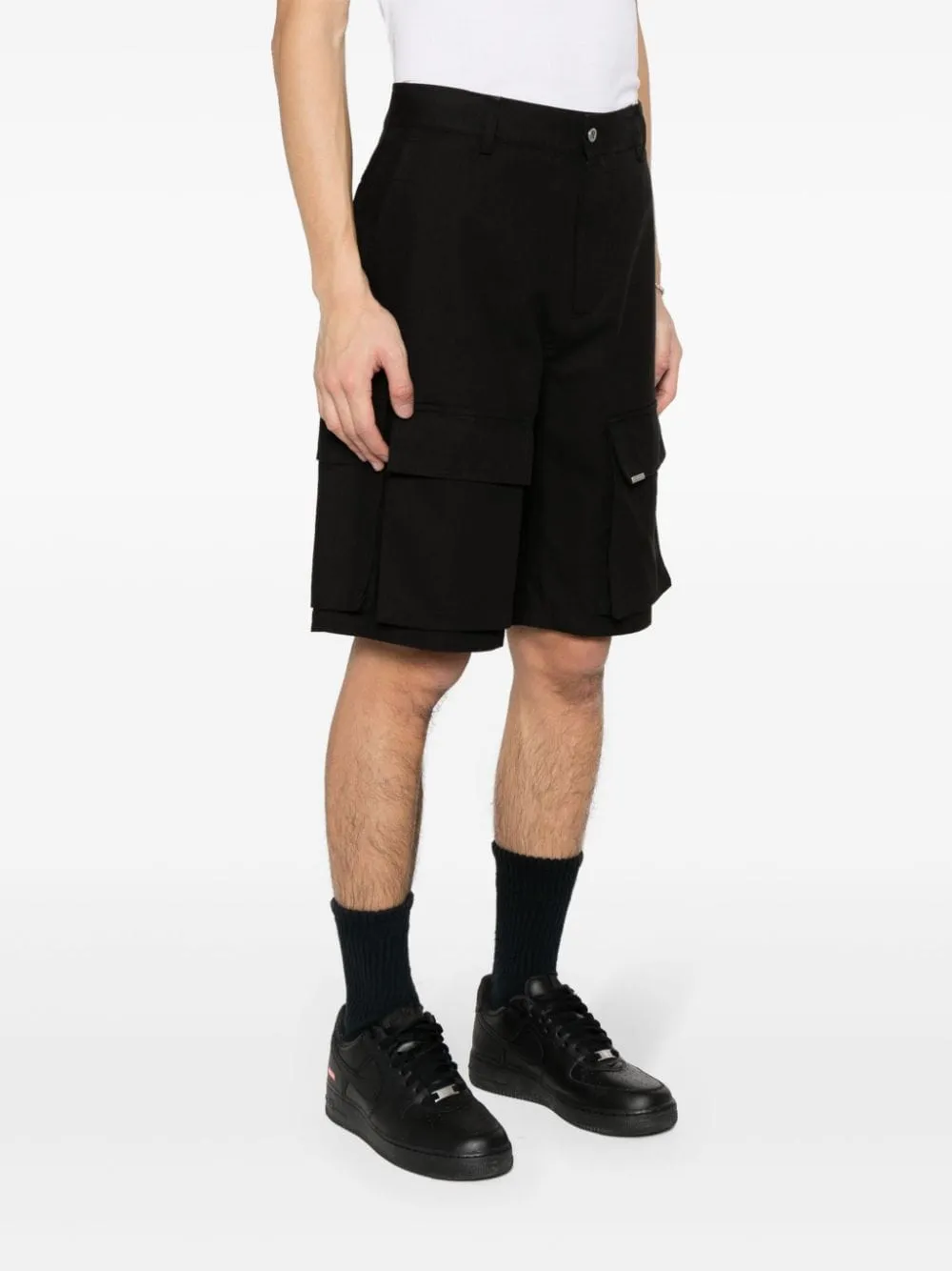 Bermuda con tasche in nero - uomo