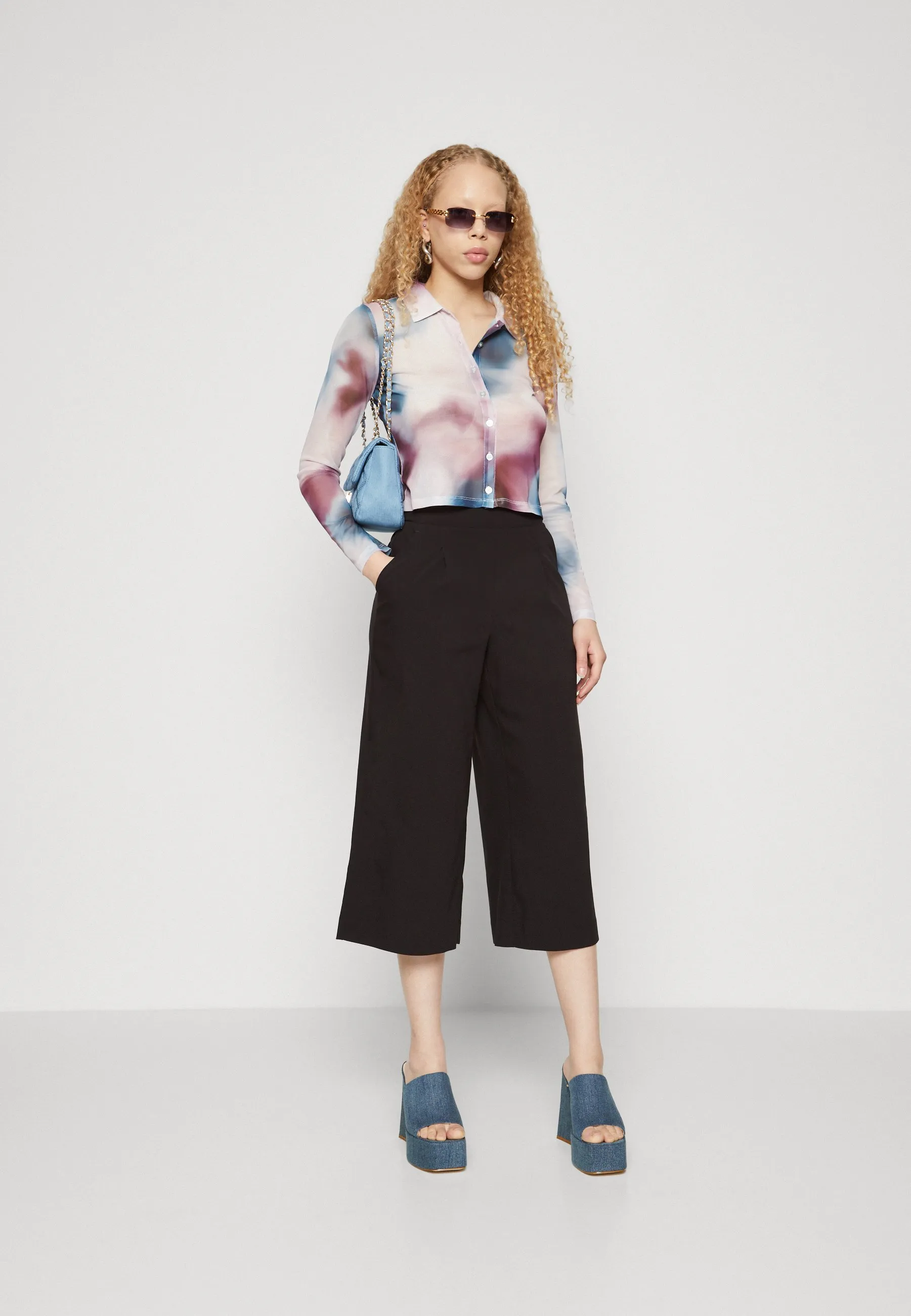 VMANDREA CULOTTE - Shorts